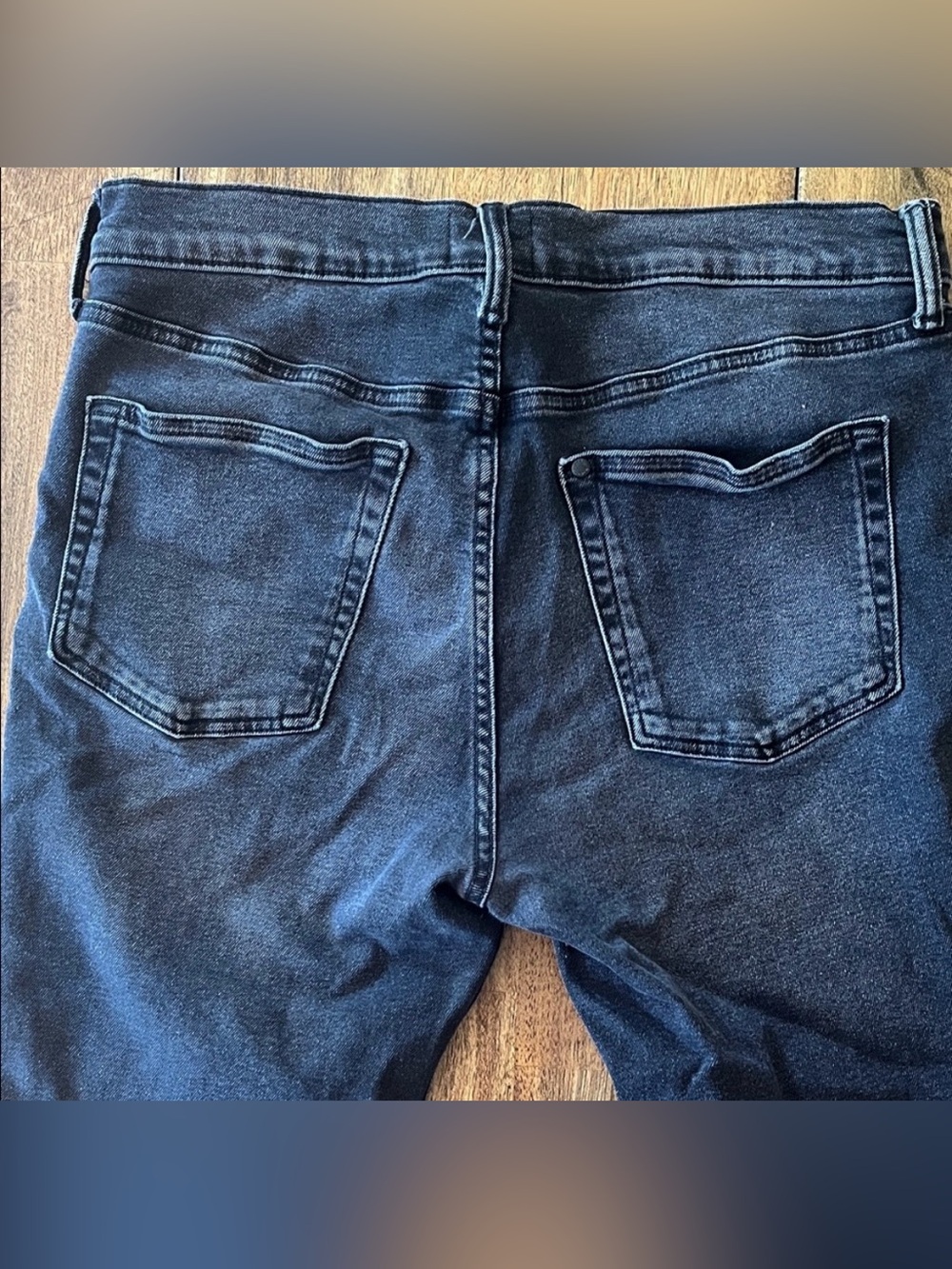 H&M Men’s Distressed Skinny Jeans - Picture 4 of 10